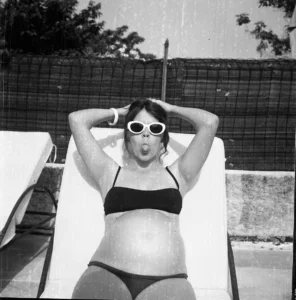 portrait argentique rolleiflex de femme enceinte